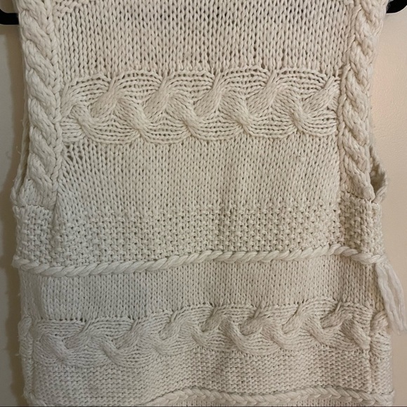 🎀 Romeo & Juliet Bohemian Cable Knit & Fringe Longline Sleeveless Cardigan… - Picture 7 of 8